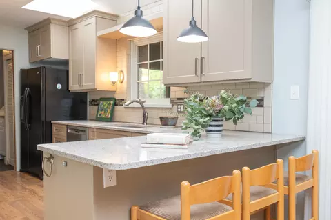 2240 Needham Rd, Ann Arbor, MI 48104 photo 17