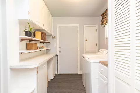 2240 Needham Rd, Ann Arbor, MI 48104 photo 22