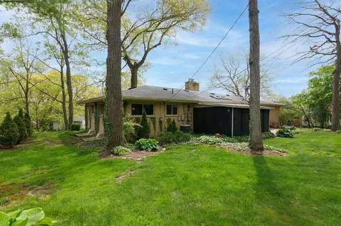 2240 Needham Rd, Ann Arbor, MI 48104 photo 38