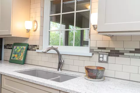 2240 Needham Rd, Ann Arbor, MI 48104 photo 19