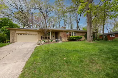 2240 Needham Rd, Ann Arbor, MI 48104 photo 7