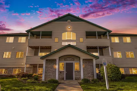 8605 S Jasonville Ct SE, Caledonia, MI 49316