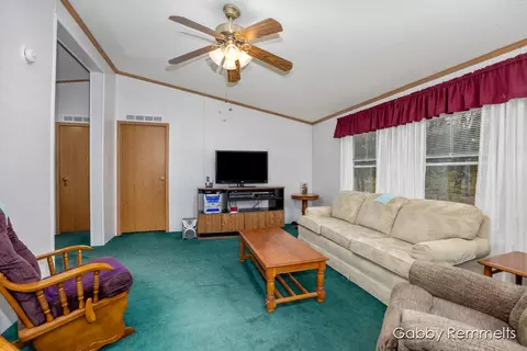 2632 E 100th St, Grant, MI 49327 photo 9