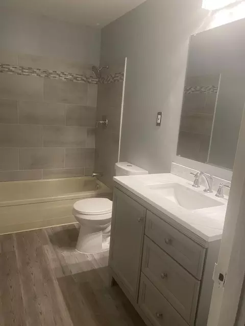 2038 Daron Pl, Flint, MI 48505 photo 9