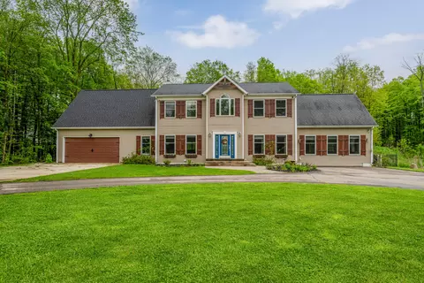 10015 Pinecrest Path, Berrien Springs, MI 49103