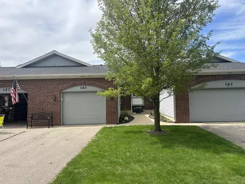 161 Laurelwood Ct SW #98, Grand Rapids, MI 49548