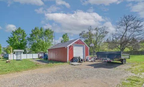 174 Wright St, Coldwater, MI 49036 photo 2