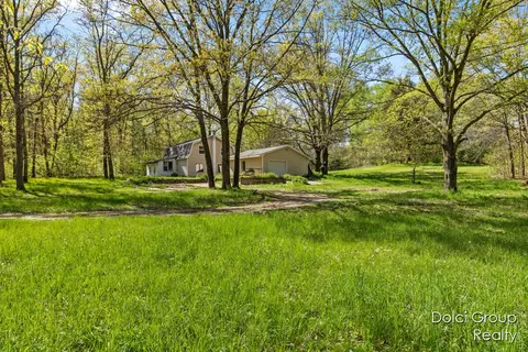 1585 Clinton Ln, White Cloud, MI 49349 photo 2