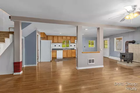 1585 Clinton Ln, White Cloud, MI 49349 photo 7