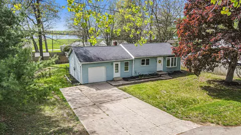 720 5th St, Jackson, MI 49203