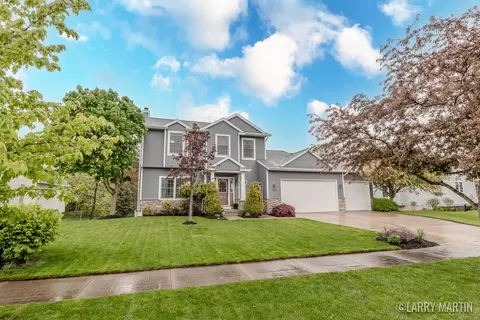 107 W Calgary Dr, Hastings, MI 49058