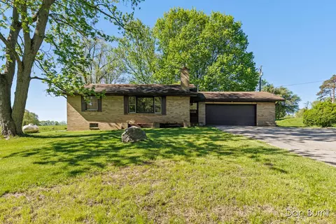 438 Luce St SW, Grand Rapids, MI 49534