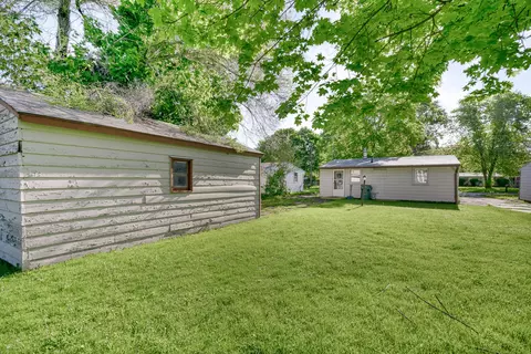 245 N 25th St, Springfield, MI 49037 photo 19