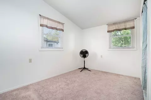 245 N 25th St, Springfield, MI 49037 photo 11