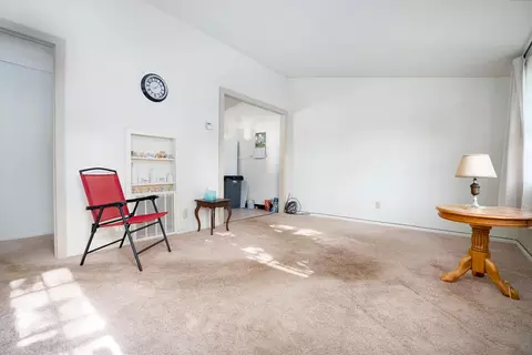 245 N 25th St, Springfield, MI 49037 photo 5