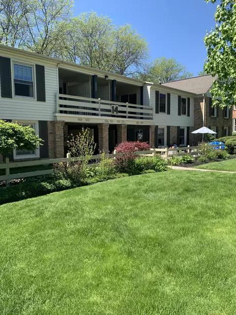2545 Abbington Dr SE #133, Grand Rapids, MI 49506