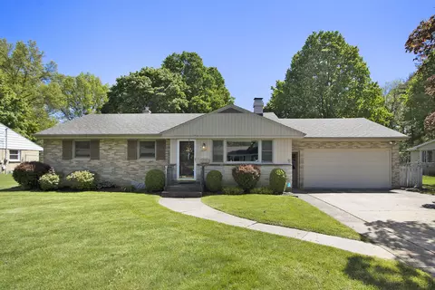 1522 Plumtree Ave, Portage, MI 49002