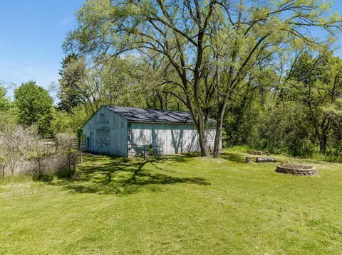 3673 W Maple Rd, Wixom, MI 48393 photo 29