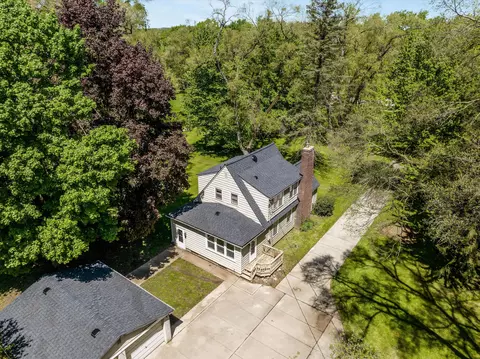 3673 W Maple Rd, Wixom, MI 48393 photo 41