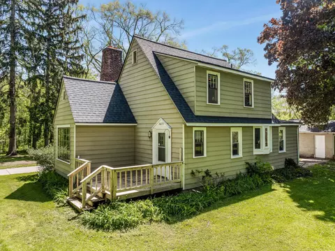 3673 W Maple Rd, Wixom, MI 48393 photo 3