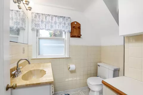 3673 W Maple Rd, Wixom, MI 48393 photo 18