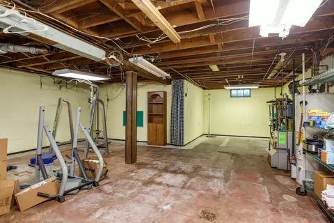 3673 W Maple Rd, Wixom, MI 48393 photo 24