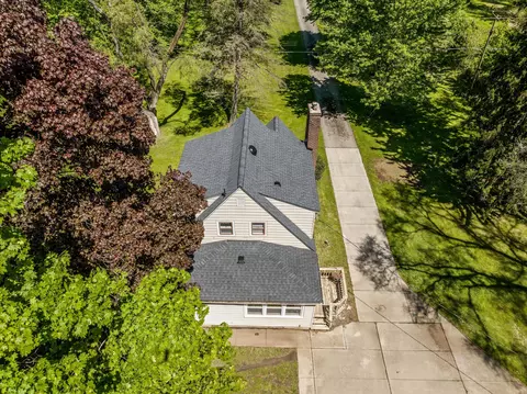 3673 W Maple Rd, Wixom, MI 48393 photo 37