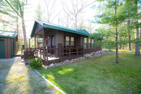 11695 Savage Rd N, Irons, MI 49644