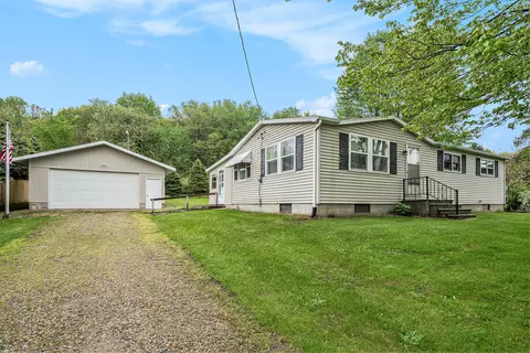 383 Kenneth St, Plainwell, MI 49080 photo 18