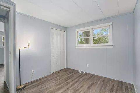 383 Kenneth St, Plainwell, MI 49080 photo 9
