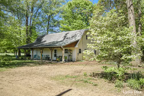 276 44th St, Bloomingdale, MI 49026
