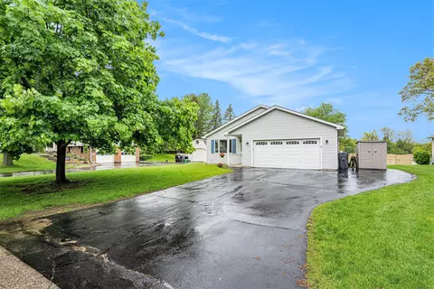 471 Burrwood Ave, Portage, MI 49002