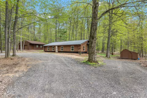 3933 S 25 Rd, Boon, MI 49618