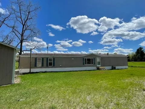 21175 W Leroy Rd, Leroy, MI 49655
