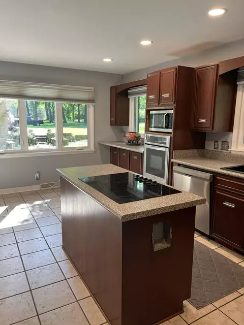 1350 W Kathmar Dr, Jackson, MI 49203 photo 7