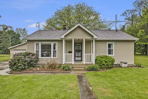 54936 Buckhorn Rd, Three Rivers, MI 49093