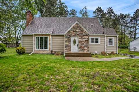 125 Wahwahtaysee Way, Battle Creek, MI 49015