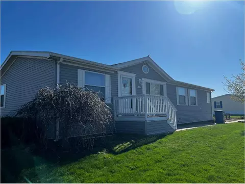 4180 Leeward Ln # 86, Allendale, MI 49401