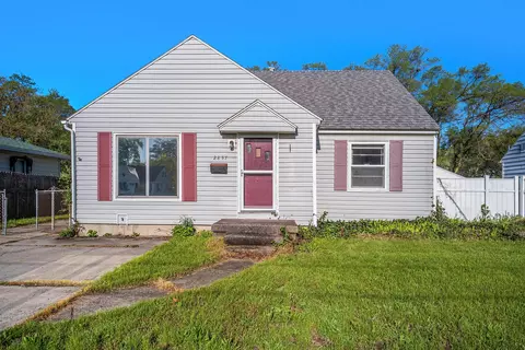 2857 Woodward Ave SW, Grand Rapids, MI 49509