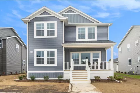 10546 Sugar Hill Dr, Holland, MI 49423