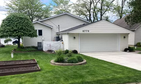 8770 Riverside Dr, Brighton, MI 48116