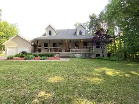 8290 18 Mile Rd NE, Cedar Springs, MI 49319