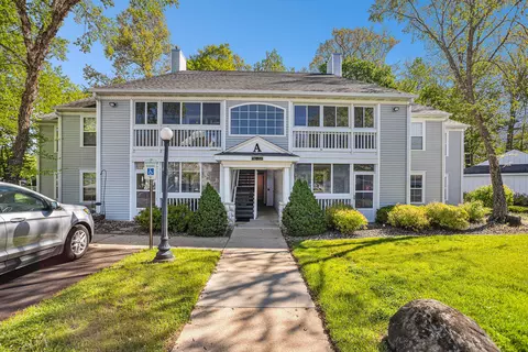 330 Butler Ct, Marshall, MI 49068