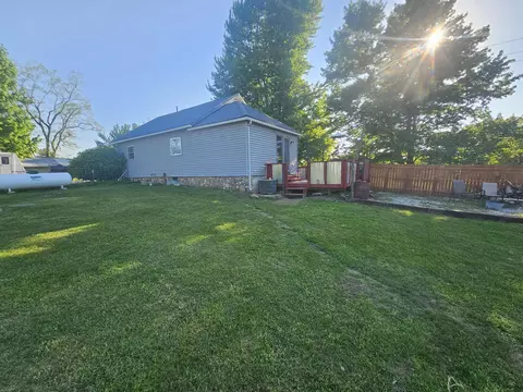 9745 North Ave, Dowling, MI 49050 photo 5