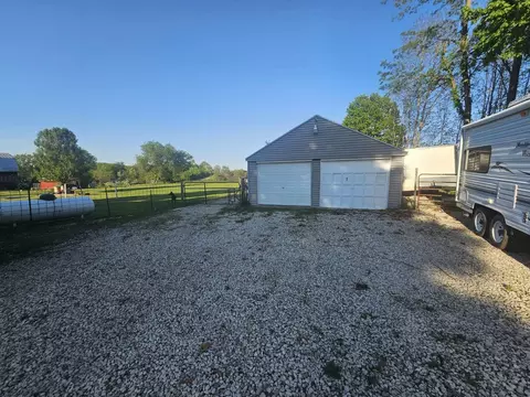 9745 North Ave, Dowling, MI 49050 photo 17