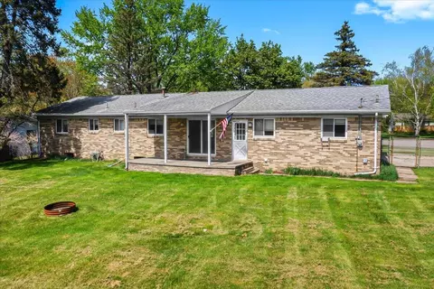 180 Meadowview Dr, Howell, MI 48843 photo 25