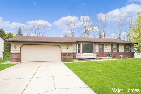 4569 Terry Dr SE, Kentwood, MI 49512