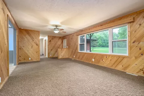 10531 E S Ave, Scotts, MI 49088 photo 9