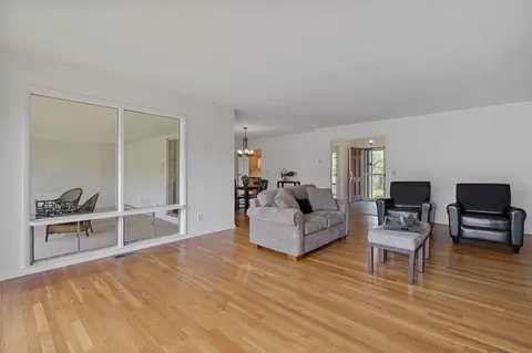 2000 Bond St, Niles, MI 49120 photo 10