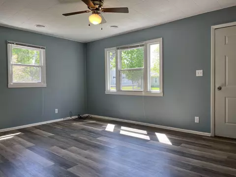 841 Fleming Ave, Jackson, MI 49202 photo 5